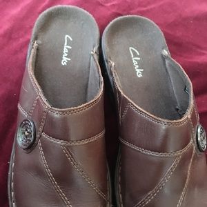 Size 9 Clarks slip on.